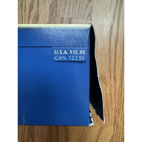 Hallmark 2004 Series Ornament #5 ~ Celebration Barbie ~ Special Edition NIB - Picture 3 of 7